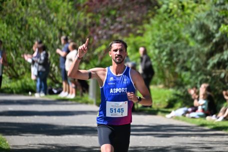 Leichtathletik / Bob Bertemes und Linda Krombach sind Landesmeister über 5 Kilometer