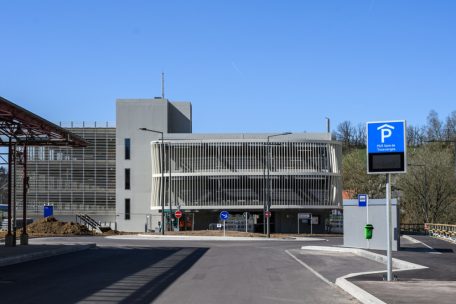 625 neue Parkplätze / CFL eröffnet P+R-Anlagen in Colmar-Berg und Ulflingen