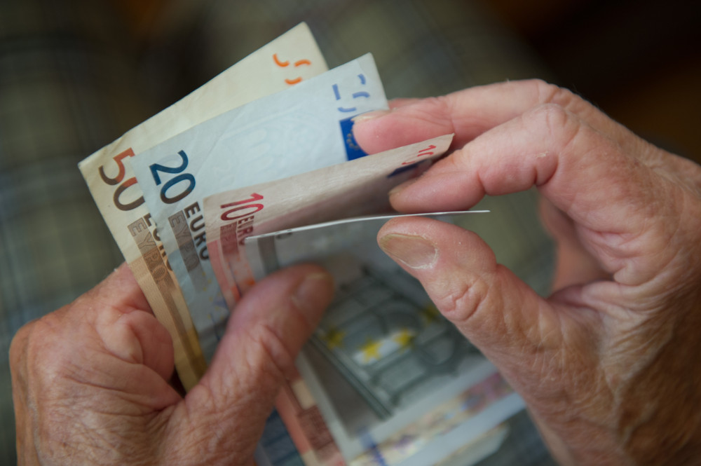 Schrittweiser Renteneintritt, Geld aus der CO2-Steuer / So will die Regierung Frieden das Pensionssystem reformieren