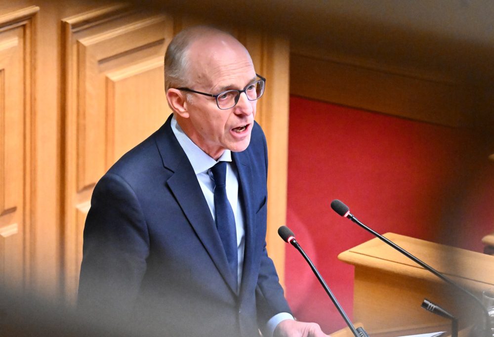 Editorial / „Mat de Leit schwätzen“: Zu Luc Friedens Prioritäten und Ambitionen im „Etat de la nation“