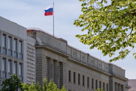 In Deutschland und der Schweiz / Mutmaßliche Sabotagepläne in russischem Auftrag: Drei Ukrainer festgenommen