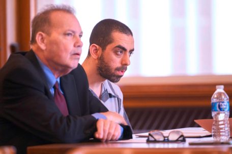 Großbritannien / Rushdie-Attentäter zu 25 Jahren Gefängnis verurteilt