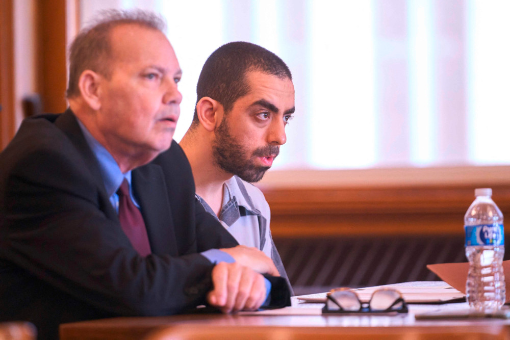 Großbritannien / Rushdie-Attentäter zu 25 Jahren Gefängnis verurteilt