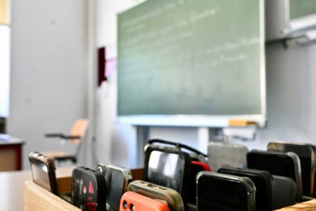 Smartphone-Parking im „Lycée de Garçons Esch“
