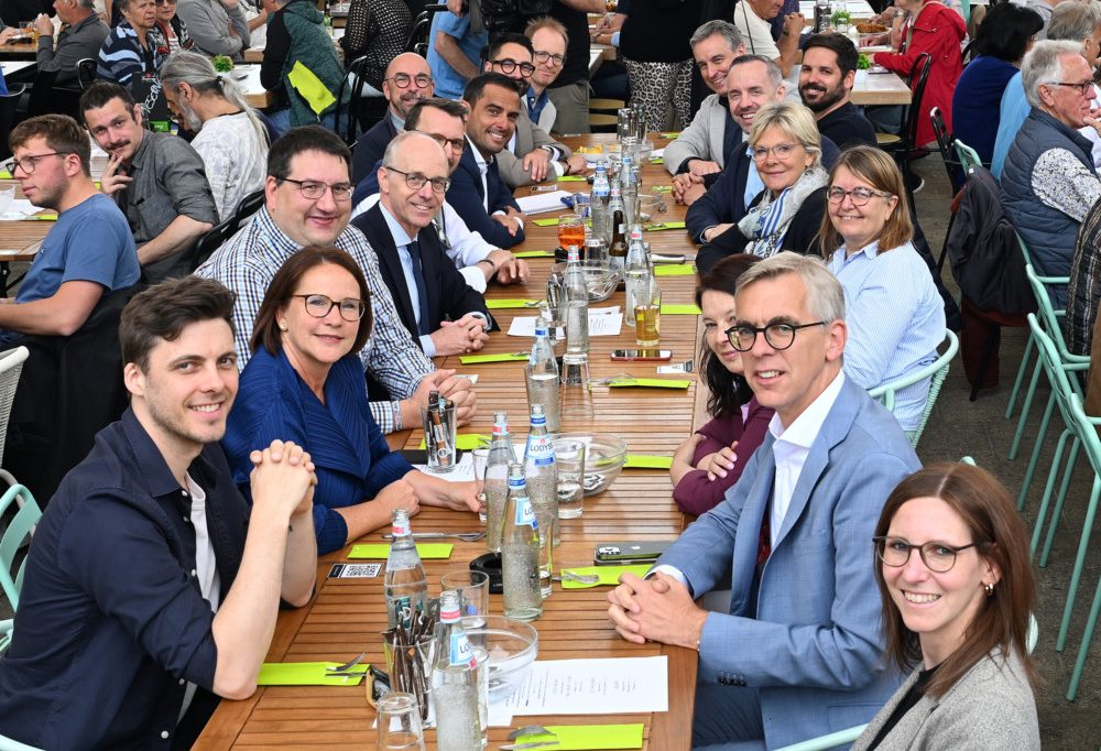 Luxemburg-Stadt / Mittagspause auf dem „Mäertchen“: Traditioneller Termin mit der Regierung