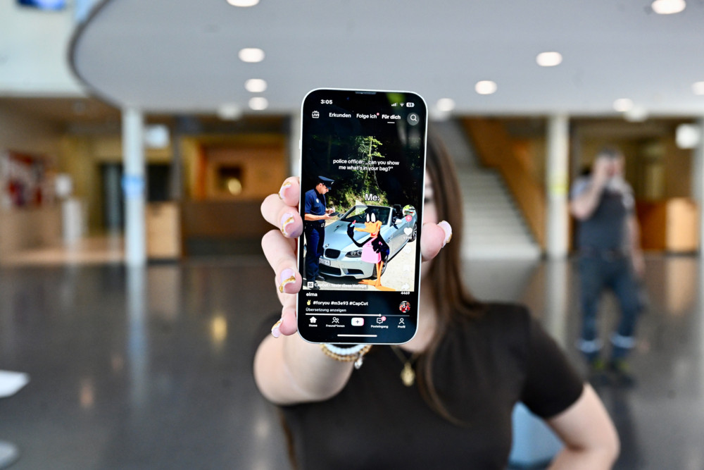 Screen-Life-Balance / „Zwischen Likes und Realität“: Sind Smartphones Fluch oder Segen?