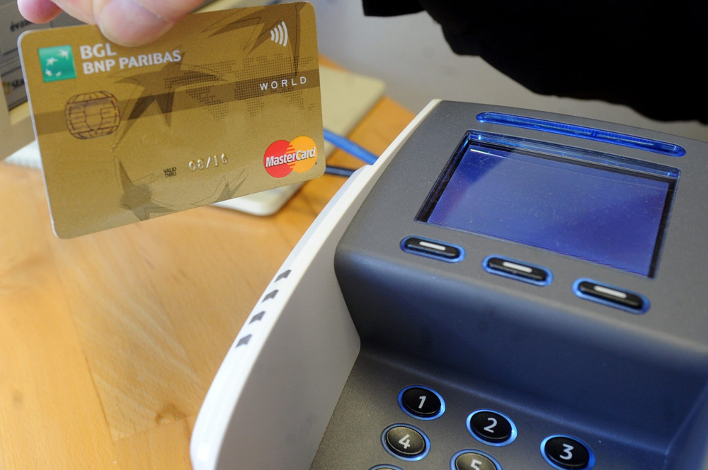 Gegen den Trend / Slowenien will Recht auf Barzahlung in die Verfassung schreiben