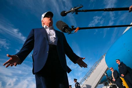 Handel / Trump gewährt EU bei angedrohten neuen Zöllen Aufschub