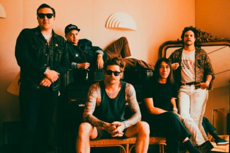 Le groupe autour de John Dwyer: Osees
