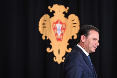 Portugal / Neue Regierung, alte Probleme: Premier Montenegro bekommt zweite Chance, aber mit Rechtspopulisten im Nacken