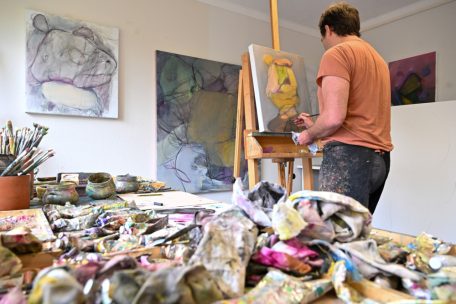 Ateliers wie jenes von Alvaro Marzan in den Räumlichkeiten der AAPL suchen Kunstschaffende in Luxemburg oft vergeblich