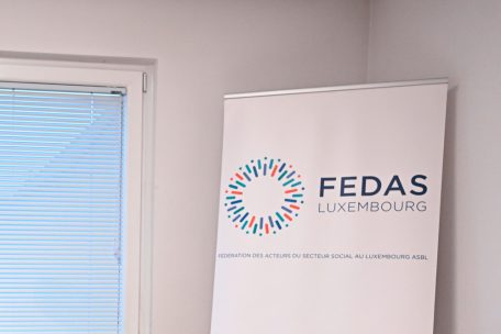 Fedas / Soziales Plädoyer geht erstmals an die Öffentlichkeit und nimmt sich des Schulabbruchs an