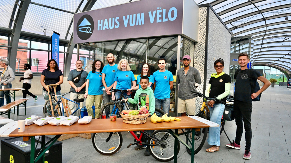 Belval / Radfahrer feiern den World Bicycle Day auf dem „Vëlodukt“