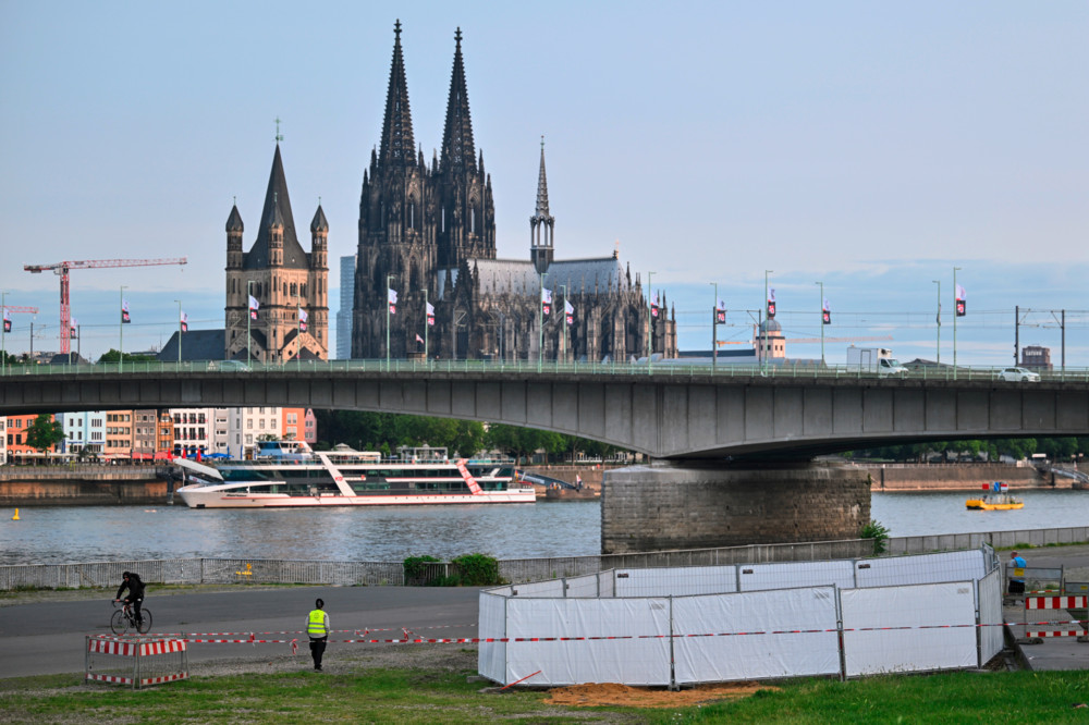 Bombenentschärfung / In Köln hat die größte Evakuierung seit 1945 begonnen