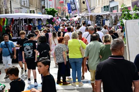 Braderie / In Esch ist heute wieder Schnäppchenjagd angesagt