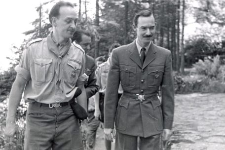 1955: Besuch des damaligen Erzgroßherzogs Jean (r) auf der „Wëllefchers-Rallye“ in Petingen