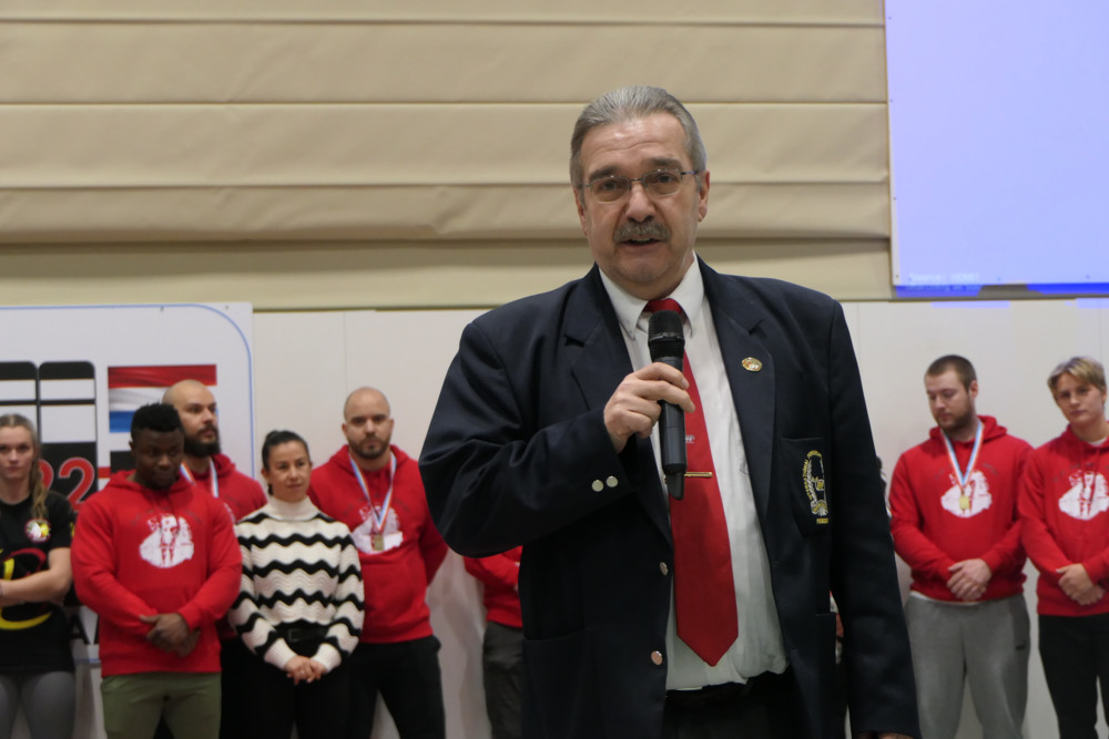 Powerlifting-Weltverband / Wiederwahl von Ex-Präsident Gaston Parage aus Luxemburg soll wegen angeblichem Sex mit Prostituierten verhindert werden