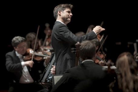 Christoph K&ouml;nig beim Abschlusskonzert der SEL
