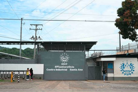 USA / Irrtümlich nach El Salvador abgeschobener Migrant bei Rückkehr festgenommen