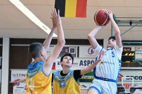 Die Escher Jungs (in Weiß) kämpften sich bis ins Finale