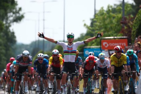 Critérium du Dauphiné / Pogacar setzt ein Ausrufezeichen:  Slowene und Milan gewinnen 1. und 2. Etappe