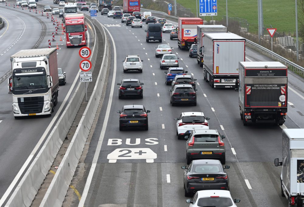Covoiturage auf der A3 / Backes bekommt „positives Feedback“ zur Mitfahrerspur – Tempolimit könnte geändert werden