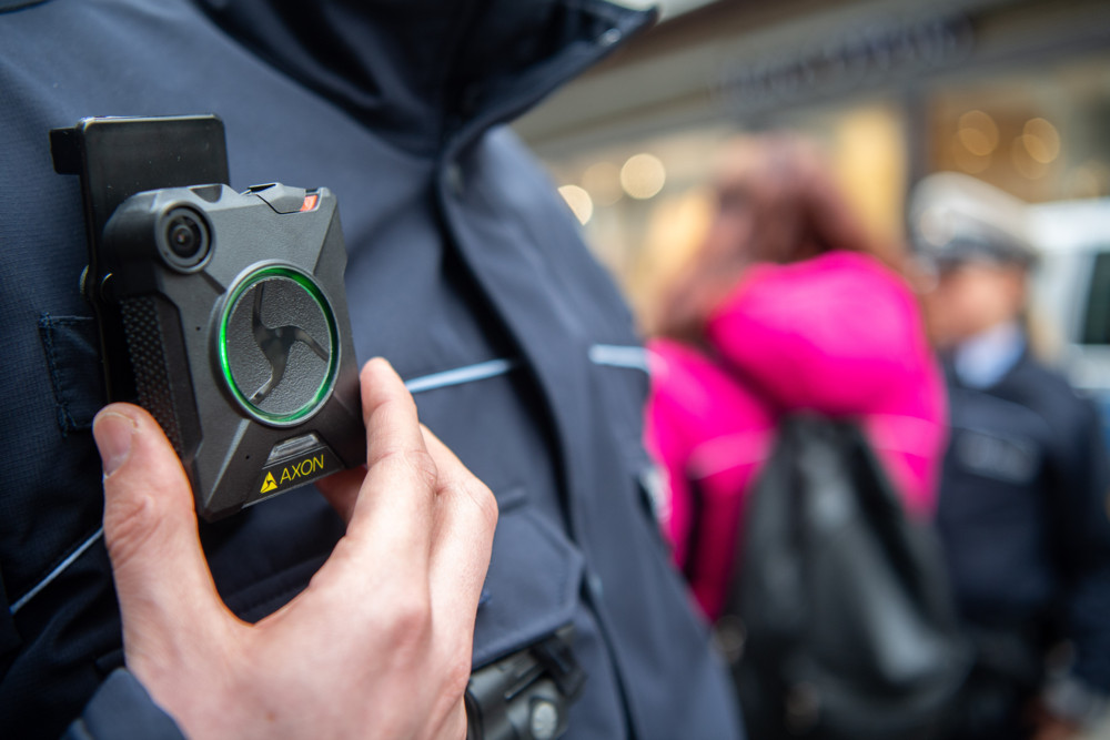 Ab 1. Juli  / Bodycams sollen Sicherheit für Luxemburger Polizei und Bürger erhöhen