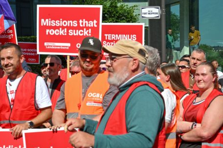Protestaktion  / OGBL/Landesverband bemängelt fehlende Dialogbereitschaft der CFL-Direktion