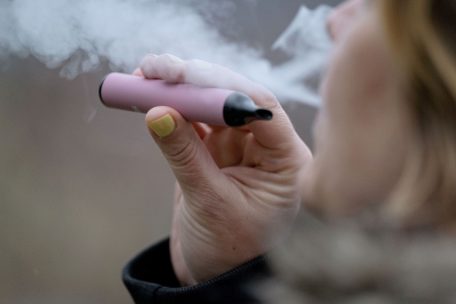 Anti-Tabak-Gesetz / Luxemburg führt strenge Regeln für Nikotinbeutel ein – Einweg-Vapes bleiben außen vor