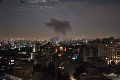 Nahost / Israel steht unter iranischem Raketenbeschuss