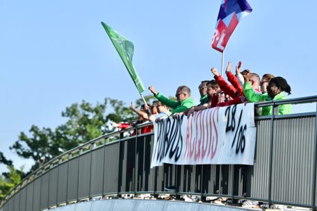 Nationale Demo / Mit Banderolen an Autobahnbrücken: OGBL und LCGB mobilisieren gemeinsam für 28. Juni