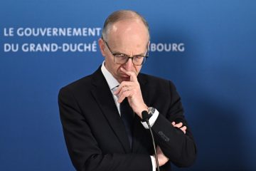 Politbarometer / Premierminister Luc Frieden verliert zehn Punkte in den Bereichen Sympathie und Kompetenz