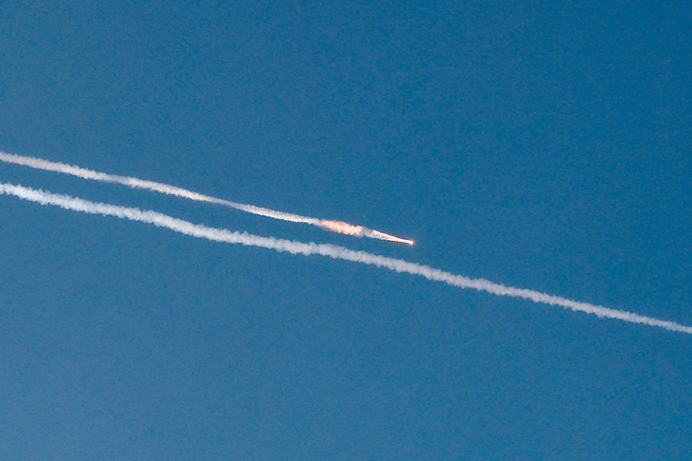 Iran-Konflikt / Iran feuert mindestens eine Rakete auf Israel ab – Waffenruhe laut Trump weiterhin in Kraft