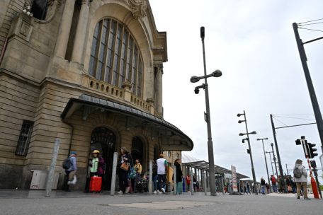 Drogendësch 2.0 / Trotz vieler Kontrollen sehen Bürger des Bahnhofviertels keine Besserung