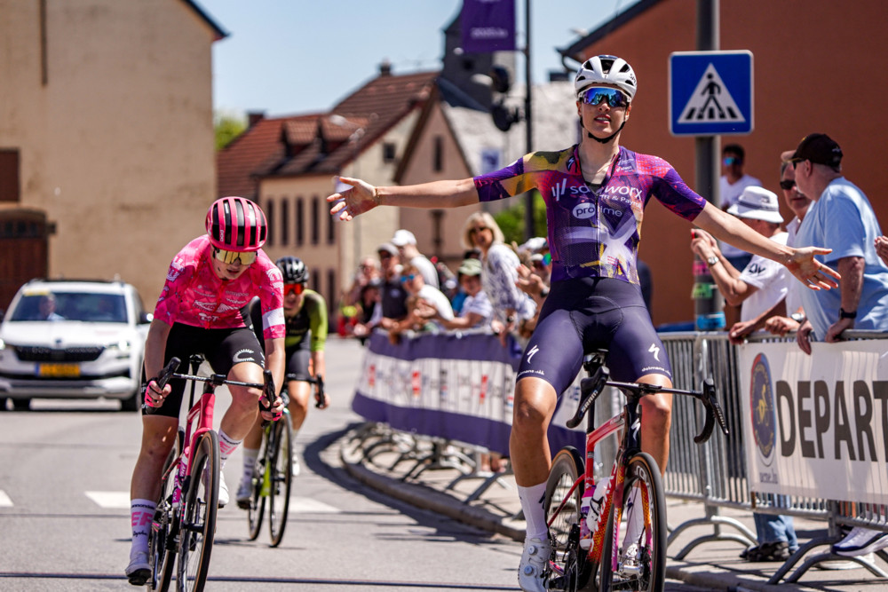 Rad-Landesmeisterschaft / Damen: Marie Schreiber sprintet zu Titel Nummer zwei