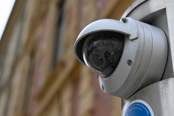 Editorial / Lëtz Überwachungsstaat! Innenminister Gloden und die Kameras