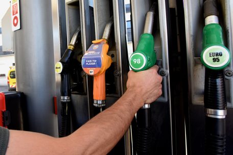 Spritpreise / Beide Benzinsorten werden am Mittwoch günstiger – Diesel verändert sich nicht