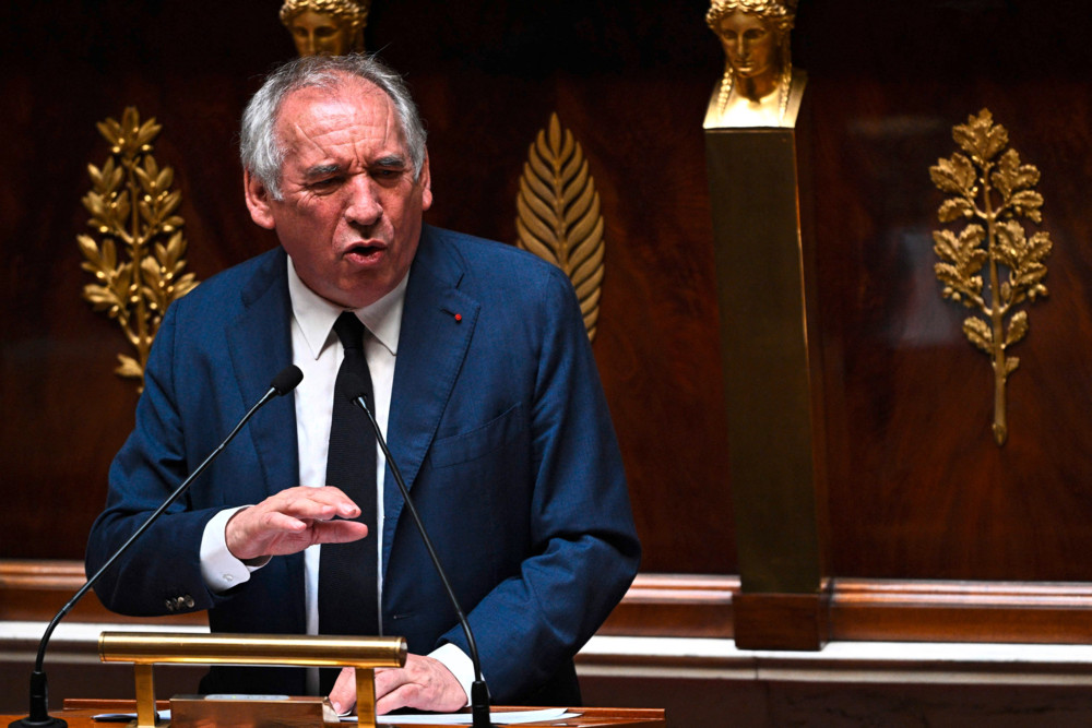 France / Le gouvernement Bayrou échappe à sa huitième motion de censure – l’abstention du RN a été décisive