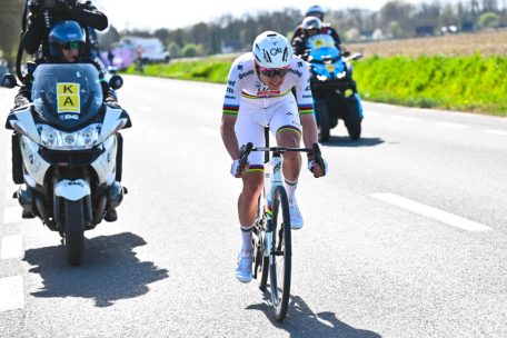 Radsport /  „Ganz geschmeidig“ in die Höllentour: Tadej Pogacar jagt ab Samstag die Merckx-Marke