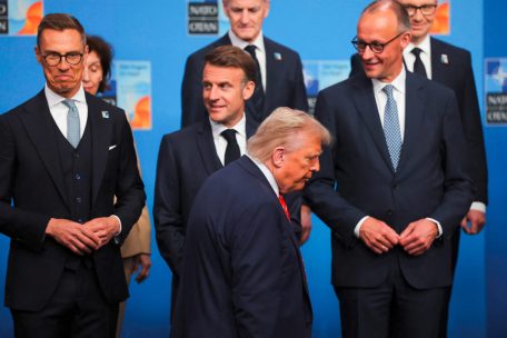 Editorial / In Schleim gemeißelt: Europas gefährlicher Abschied vom Völkerrecht