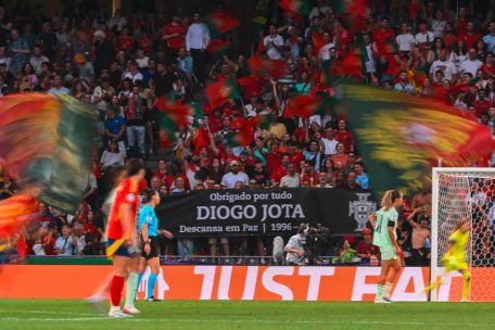 Europameisterschaft / „Mein Herz ist schwer“: Portugals Fußballerinnen trauern um „einen von uns“