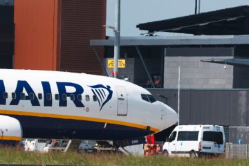 Aufregung in Palma / Fehlalarm führt zu Flugzeug-Evakuierung mit Verletzten