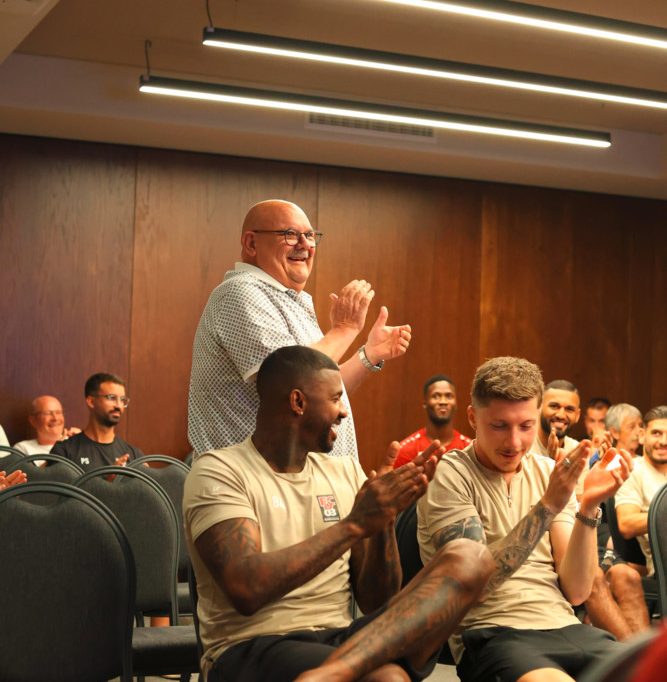 Differdingen / Bürgermeister Guy Altmeisch über zwei Fußballvereine, die sich ein Stadion teilen werden
