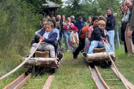 Munshausen / Ökologisches Zentrum „Robbesscheier“ führt naturbezogenen Workshop ein