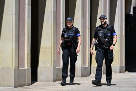 „Negative Reaktionen gab es keine“ / Zwei Mitglieder der Lokalpolizei in Luxemburg-Stadt ziehen Bilanz
