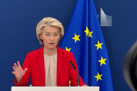 Handelskonflikt / EU verlängert Aussetzung von Gegenzöllen auf US-Produkte bis August