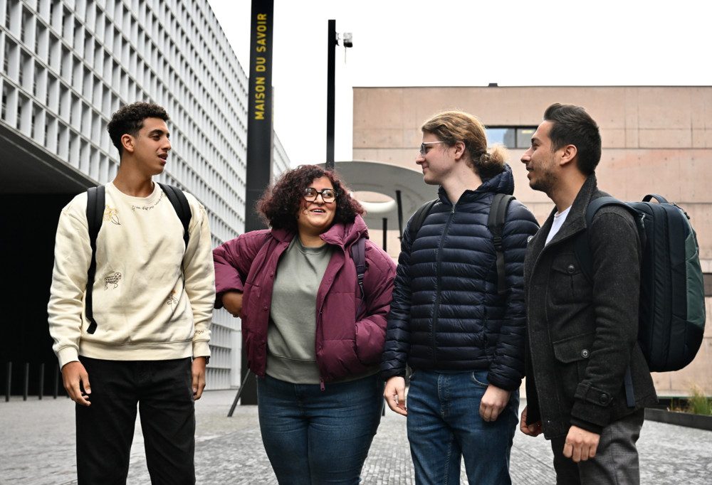 Geldhilfen / Petingen stellt Formular für Schüler, Studenten und Azubis online