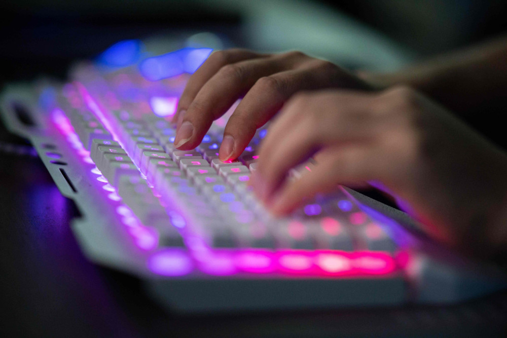 Cyberkriminalität  / Internationale Aktion legt weltweites Servernetz von prorussischer Hackergruppe lahm