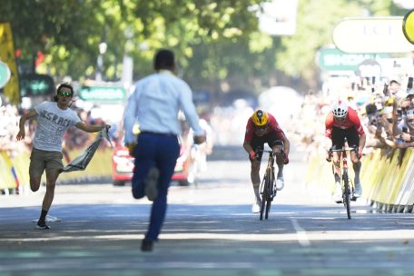 Tour de France / Aktivist nach gefährlichem Protest festgenommen