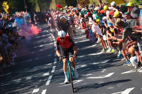 Radsport / Euphorie an der ganzen Strecke: Die Tour de France zieht ganz Frankreich in ihren Bann